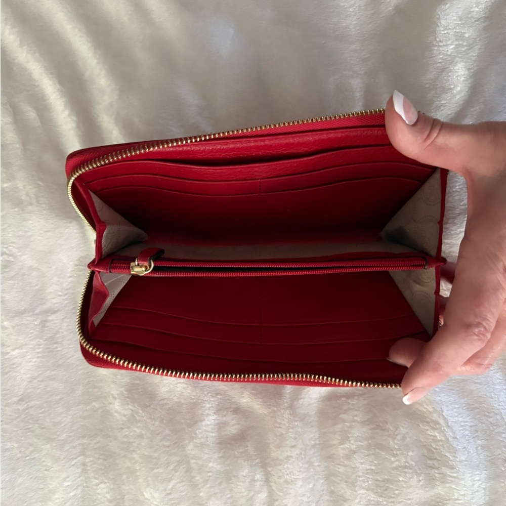 Michael‎ Kors Cherry Red Leather Wallet - Picture 4 of 4
